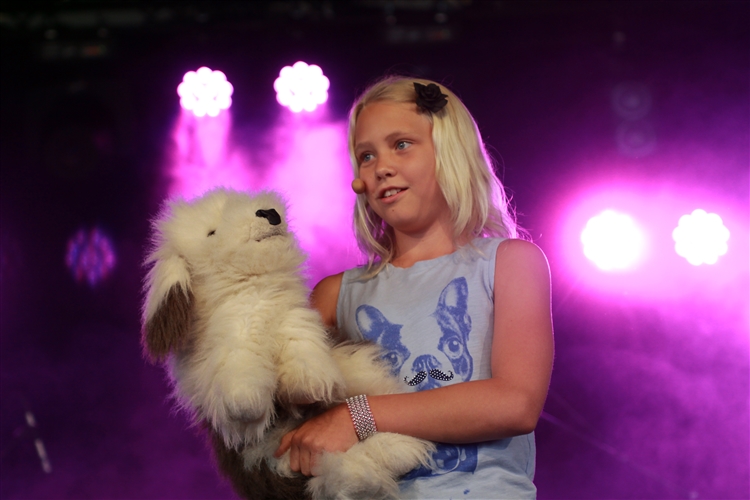 SommarRock Svedala - Lördag - 2014 - Vici och Doggy