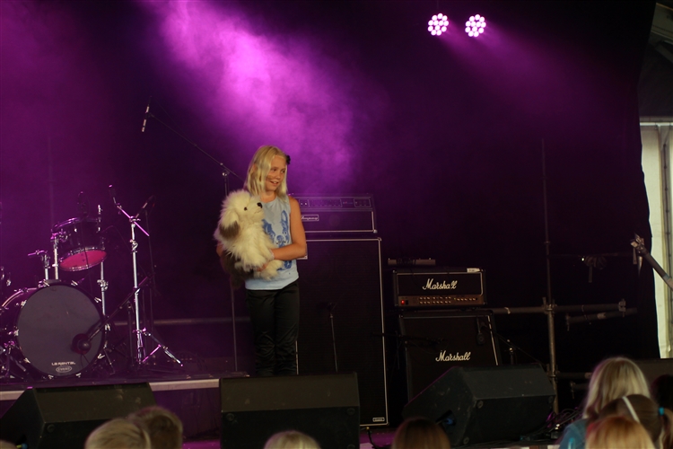 SommarRock Svedala - Lördag - 2014 - Vici och Doggy