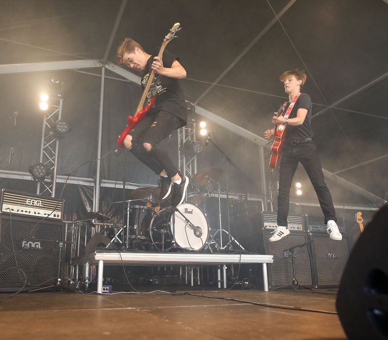 SommarRock Svedala - Lördag - 2019 - Seven Steps Away